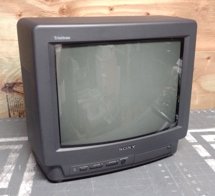 Sony KV-13M10